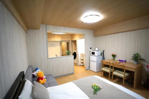 Room 204 Nishi-Shinjuku Gochome 9 minutes walk 40 square meters Sleeps up to 6 people