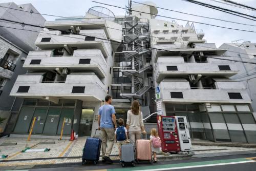 Room 204 Nishi-Shinjuku Gochome 9 minutes walk 40 square meters Sleeps up to 6 people
