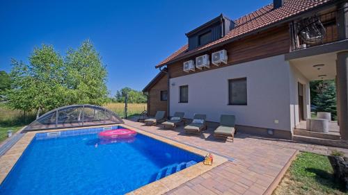 Villa Debelo Brdo by Villas Guide