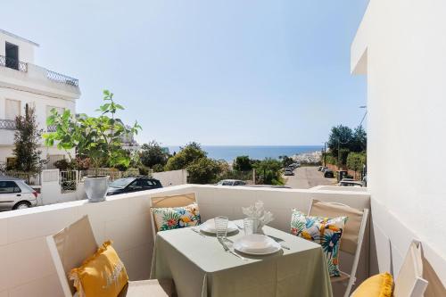Villa with sea view, AC and walking to the beach by Algarve Dream Holidays