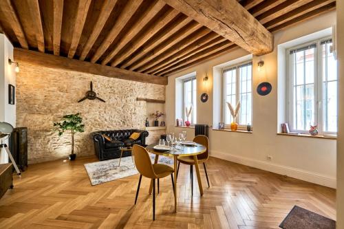 Le Rousseau - Appartement & Suite en Hypercentre