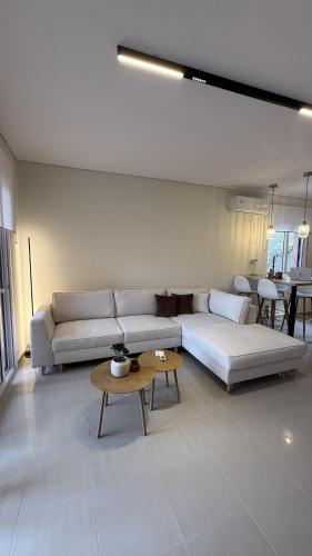 LazyFox Brand New Luxury Apartment near Corfu Town