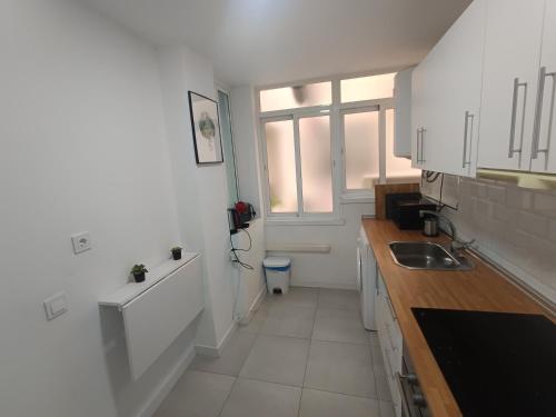 Apartamento con balcón cerca María Zambrano