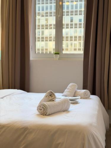 Aiolou street rooms 2& apartments