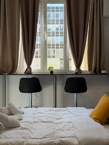 Aiolou street rooms & apartments#