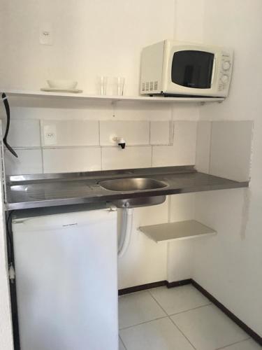 A kitchen or kitchenette at Studio Piedade