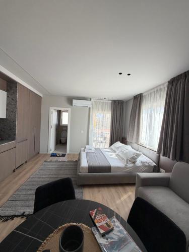 Central Apartment Blloku