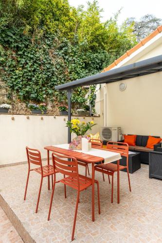Ecrin au calme, terrasse & parking, Nice
