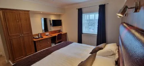 The Royal Hotel photo 22