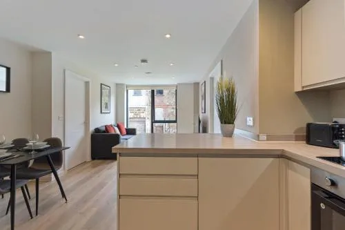 Richmond Row Apartments - Free On-Site Parking, WiFi & EV photo 22