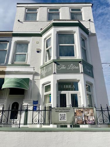 The Libra - Adults Only B&B with guaranteed carpark