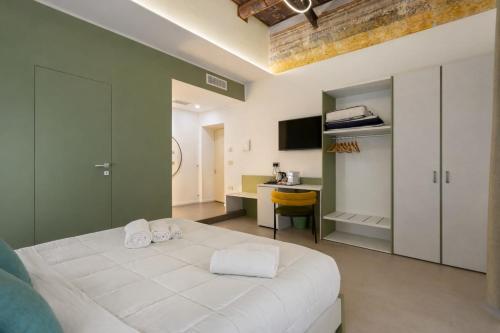 Mo' Vediamo rooms