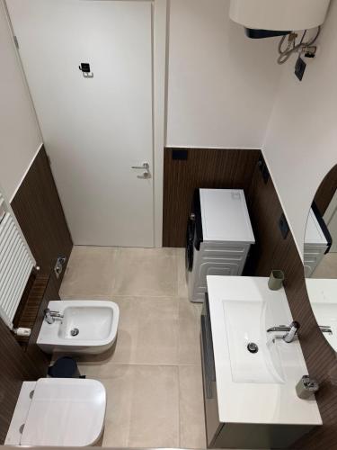 Amendola Boutique Apartment photo 29