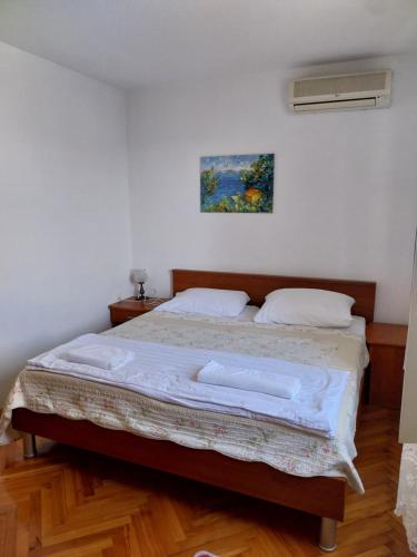"Apartman More"