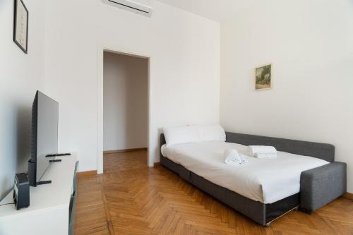Missori Via Torino Trilocale nel cuore di Milano