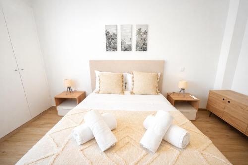 Cantinho do Século - Sunny 2BR Near Bus Station
