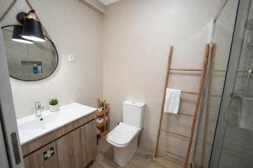 Cantinho do Século - Sunny 2BR Near Bus Station