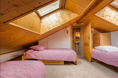 Cosy Ski-in and Ski-out apartment