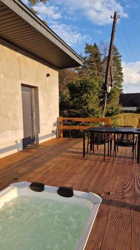 Ubytovanie pod hradom s jacuzzi a saunou