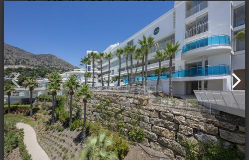 Ático Higueron Hill Collection