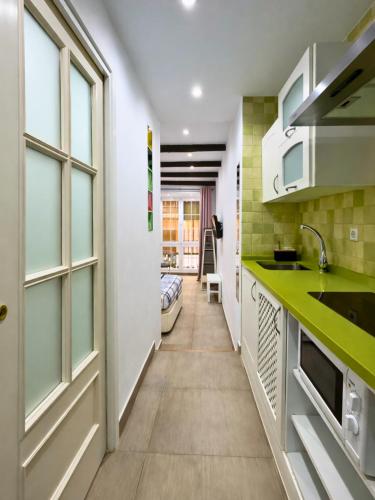 Studio Barbieri’s Room Chueca