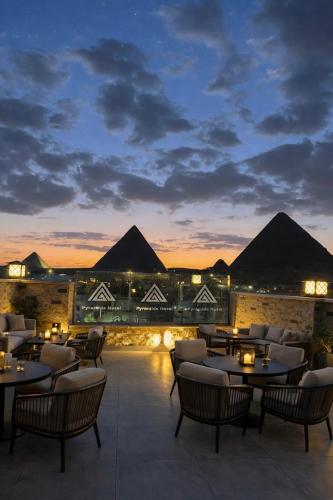 Dynamo pyramids & Sphinx view hotel