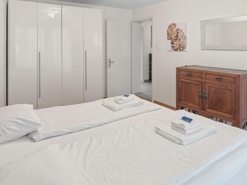 2BR apartment near the lake and city center - Dahlia 6