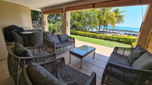 Luxury Beachfront Suite with Ocean Views & Pool
