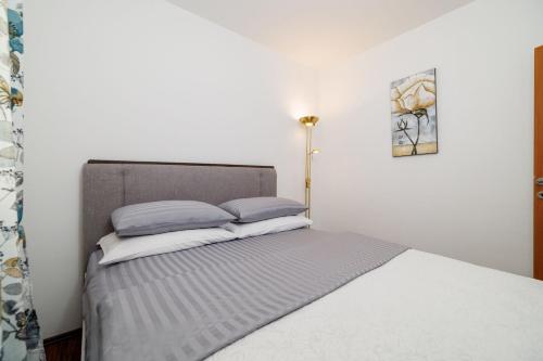Apartments Amaic