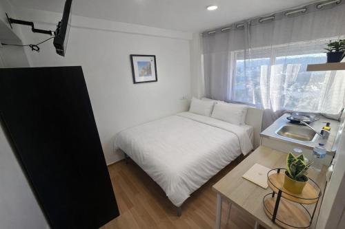 Duo Studio - Mini Cozinha Privativa - Eficácia Living Abrantes