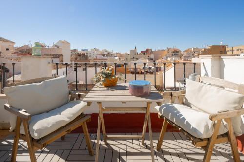 C44 Cute Penthouse City Center