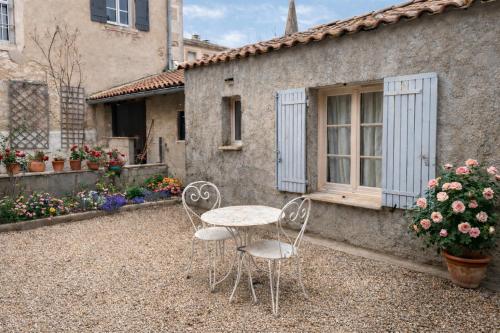 LaPetite Maison Abigail, Peaceful home in Avignon photo 47