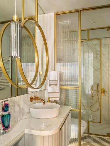 Luxury brand new apt in Justicia