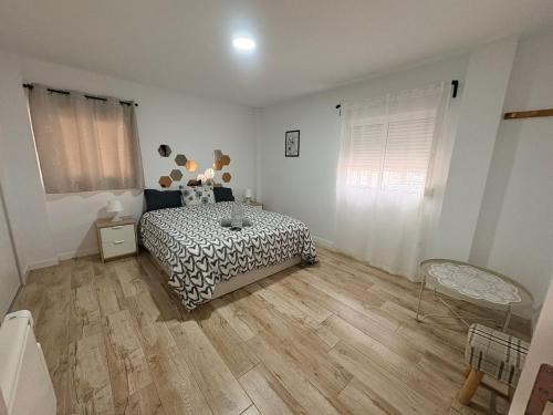 Feel at home at Tamara apartment - two steps to the pool