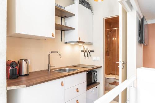Atypical duplex downtown!
