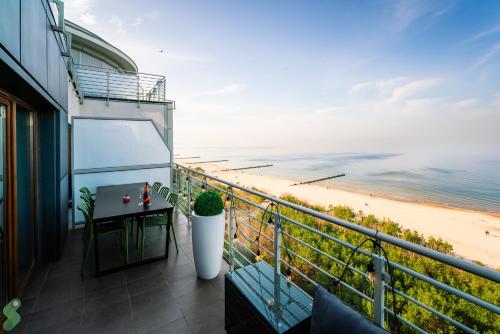 SEA HORIZON Porta TopFloor Front Sea View Apartments AC by stayly