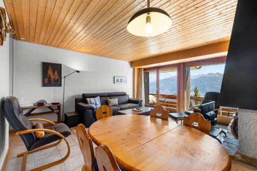 Appartement Sagittaire 202, sur la place du Village a Anzere