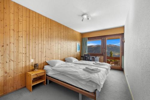 Appartement Sagittaire 202, sur la place du Village a Anzere