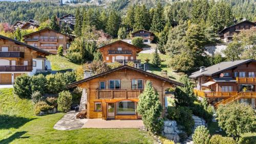 Chalet Campanule a Anzere avec vue sur les Alpes