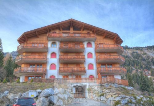 Chateau Rocailles 16 a Anzere avec vue sur les Alpes