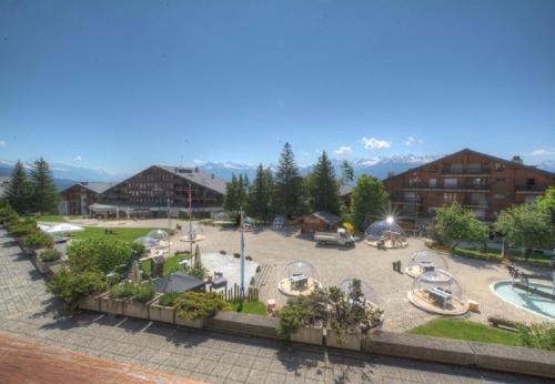 Studio Saturne 108 sur la place du Village a Anzere