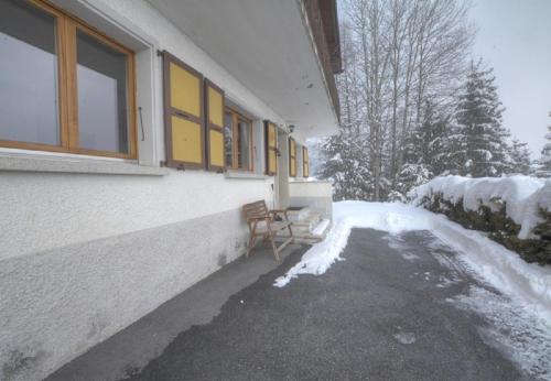 Godille rez a Anzere proche du centre avec vue sur les Alpes