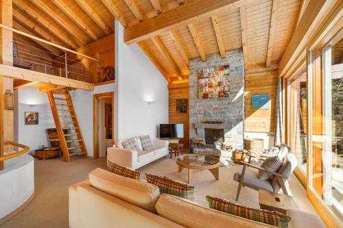 Chalet la Frenaie a Anzere avec vue sur les Alpes