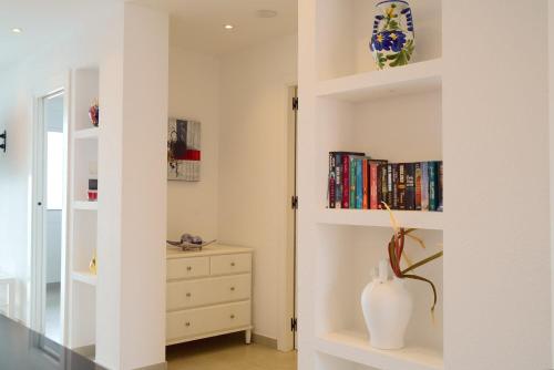 Arce I 26 - Beachfront Apartment with Stunning Sea Views & Pool