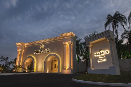 una representación de una villa con un edificio en Palácio Oásis en Uberlândia