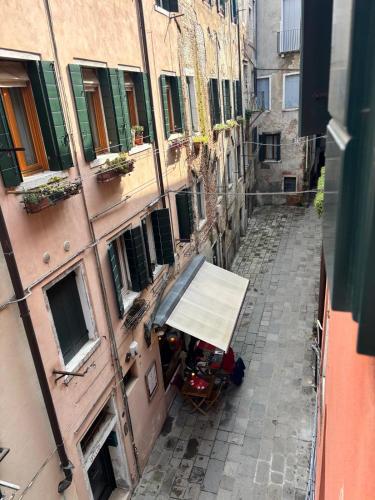 Il nido bianco - near Rialto Bridge photo 12