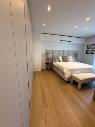 Luxury Penthouse in Kifisia with Large Terraces & Green Views