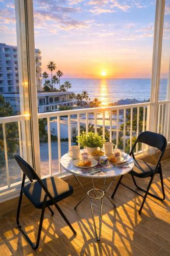 Sol y Mar Sea View Balcony 150m to Beach