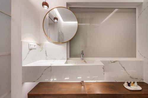 Encore Living Residence - Athens Theater District