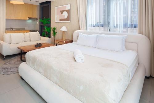 Private Luxury Studio with Pool & Parking CB2-8-SN1-204-st
